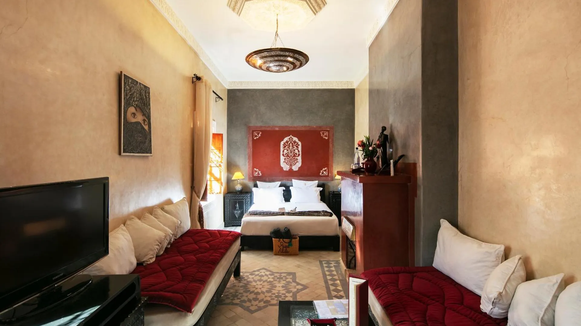 Riad Alili Hotel Marrakesh 2*,